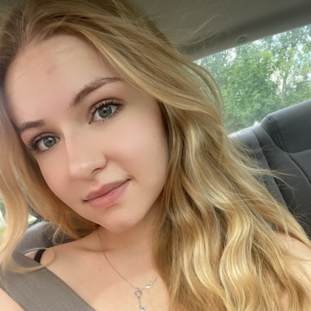 Meet your Posher, Mayzie